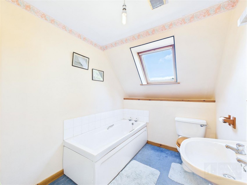 Images for 69a Main Street, Tomintoul
