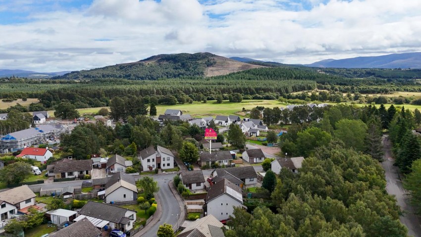 Images for 3 Corrour Road, Aviemore
