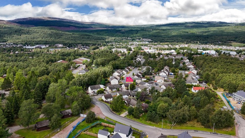 Images for 3 Corrour Road, Aviemore