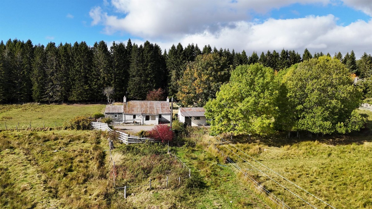 Images for Sylvan Cottage, Lynemacgregor, Grantow on Spey EAID:massoncairnsltdapi BID:1
