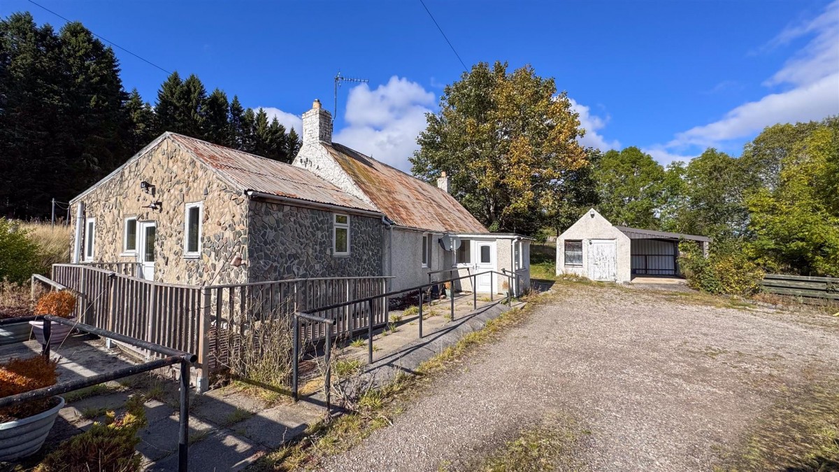 Images for Sylvan Cottage, Lynemacgregor, Grantow on Spey EAID:massoncairnsltdapi BID:1