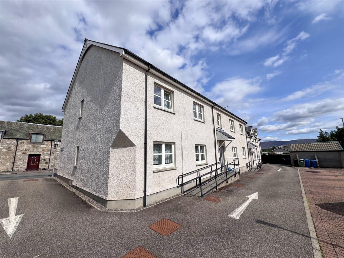 Images for Apartment 6, Old Smiddy Court, Market Road, Grantown on Spey EAID:massoncairnsltdapi BID:1