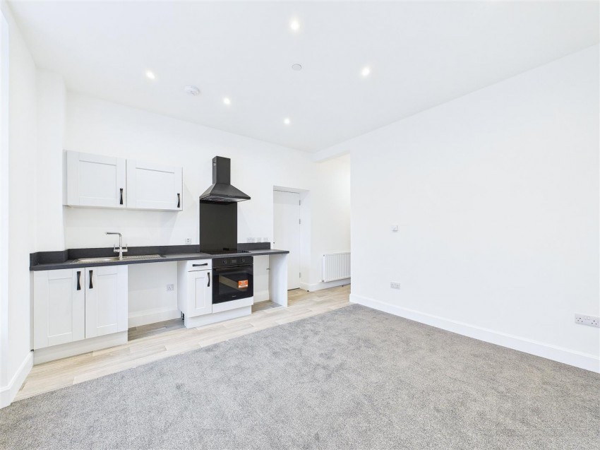 Images for Garden Apartment 2, Stonefield House, The Square, Grantown on Spey