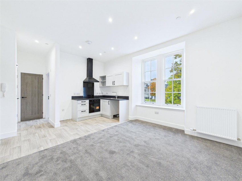 Images for Garden Apartment 3, Stonefield House, The Square, Grantown on Spey