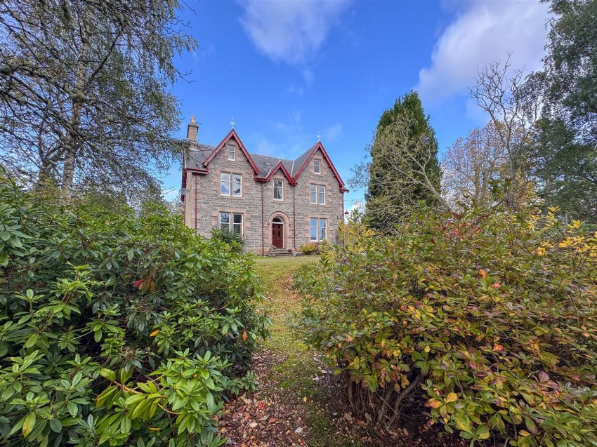 Images for Ardinsh, The Brae, Kincraig, Kingussie