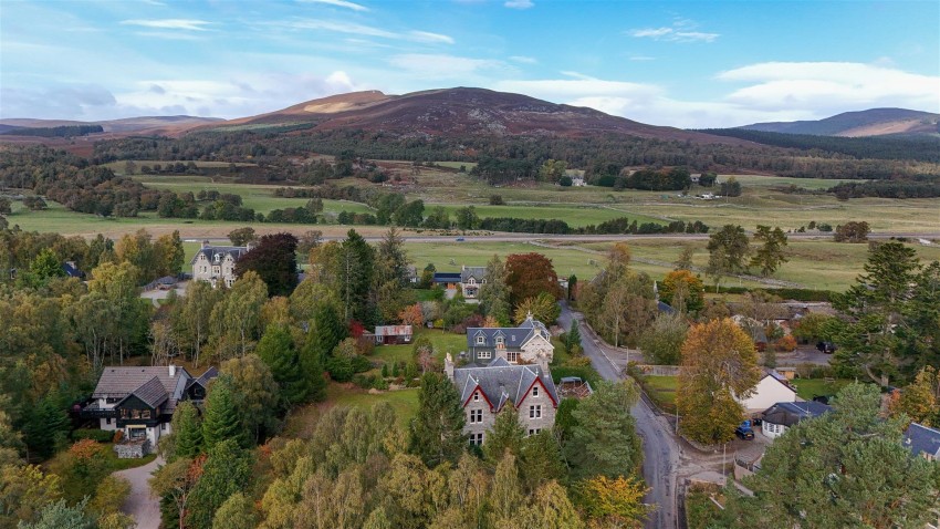 Images for Ardinsh, The Brae, Kincraig, Kingussie
