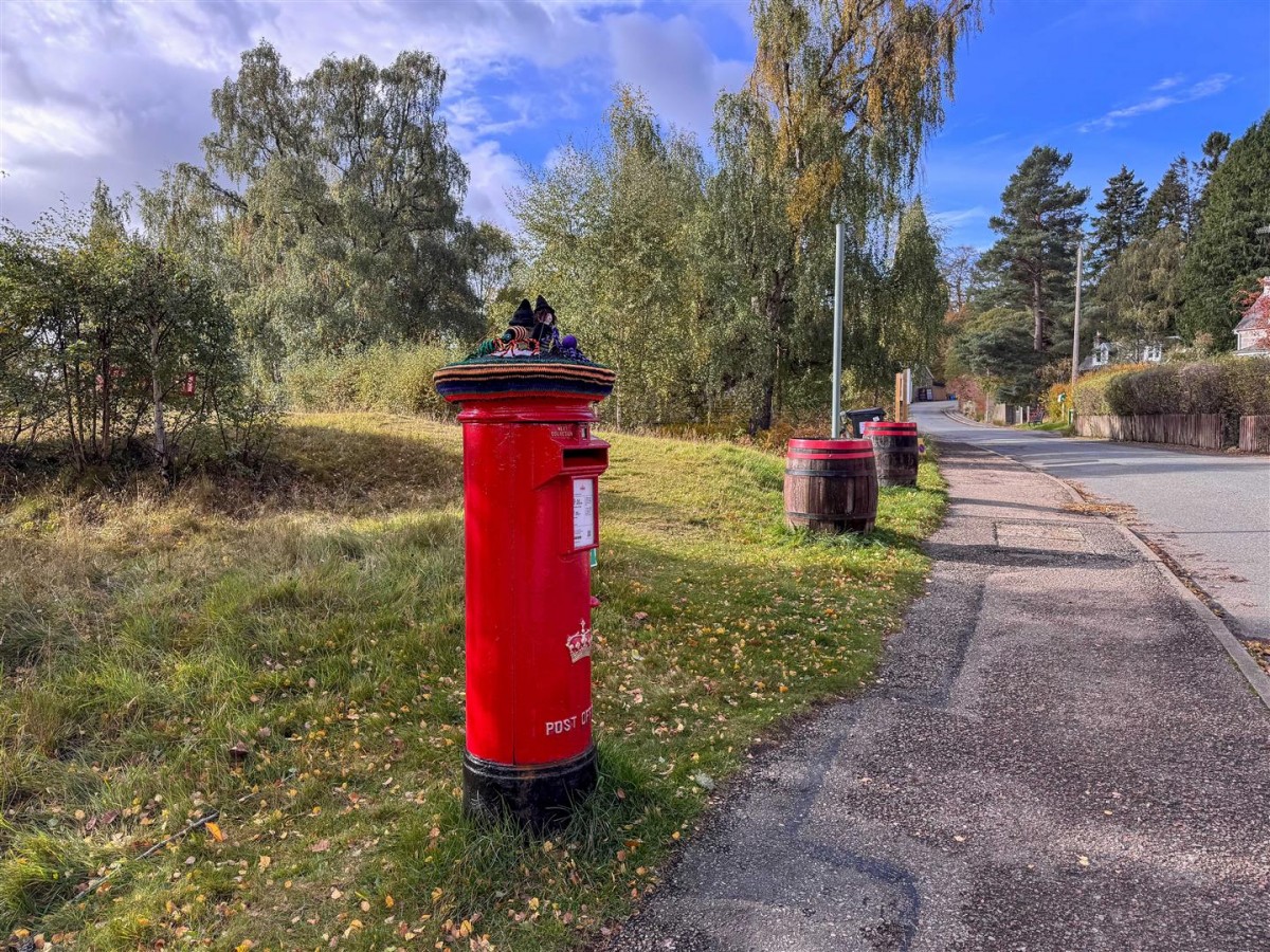 Images for Ardinsh, The Brae, Kincraig, Kingussie EAID:massoncairnsltdapi BID:1