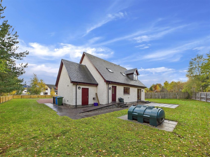 Images for 24 Macbean Road, Kincraig