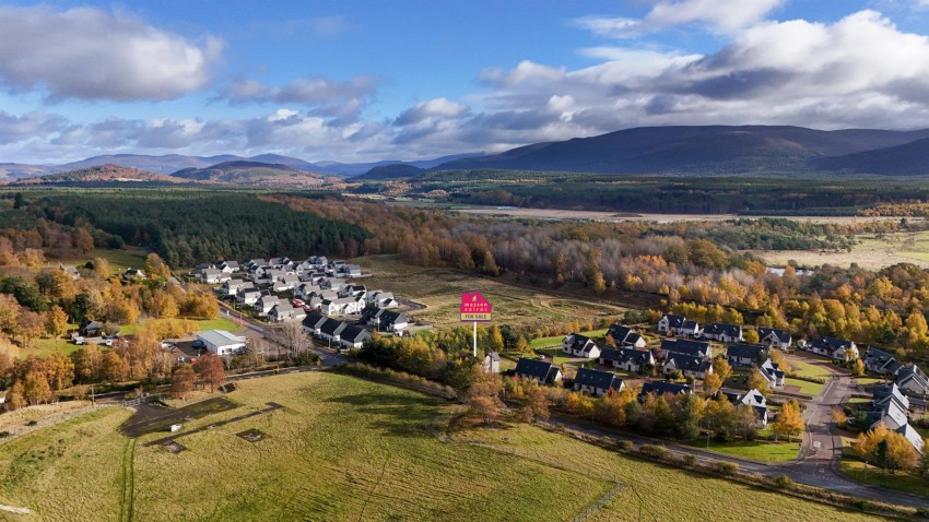 Images for 24 Macbean Road, Kincraig