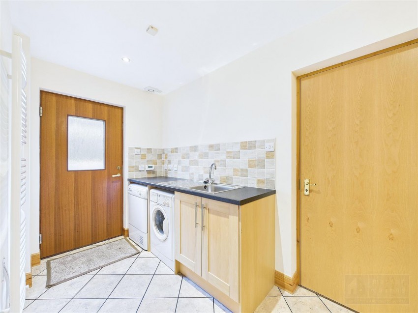 Images for 24 Macbean Road, Kincraig