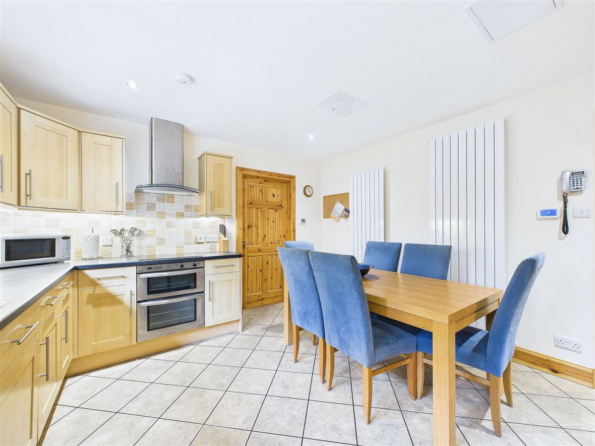 Images for 24 Macbean Road, Kincraig EAID:massoncairnsltdapi BID:1