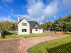 Images for 24 Macbean Road, Kincraig