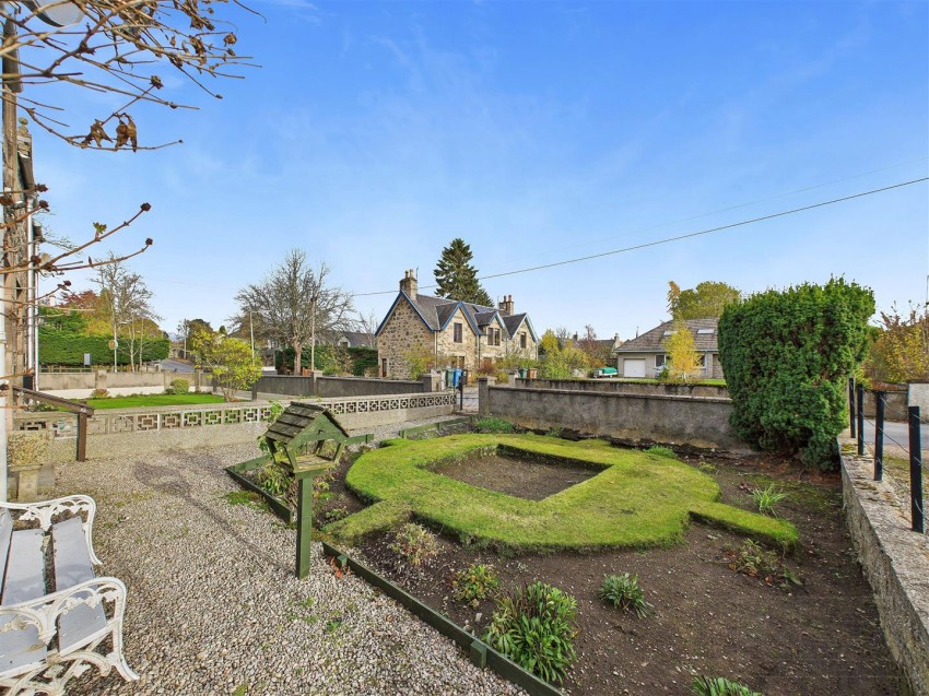 Images for Struan, Grant Road, Grantown on Spey