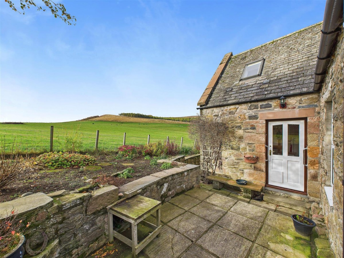 Images for Glenconglass Cottage, Tomintoul EAID:massoncairnsltdapi BID:1