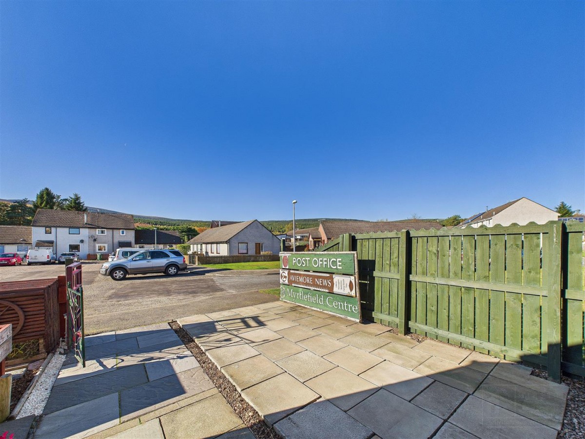 Images for 17 Burnside Place, Aviemore EAID:massoncairnsltdapi BID:1