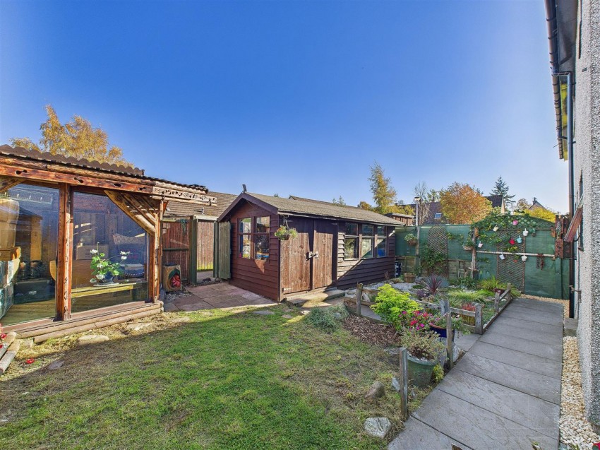 Images for 17 Burnside Place, Aviemore