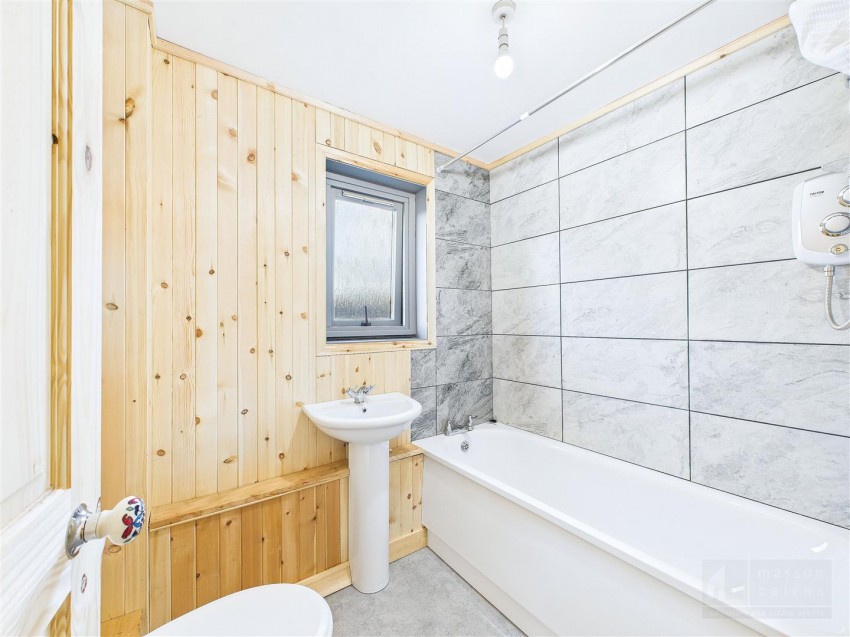 Images for 17 Burnside Place, Aviemore
