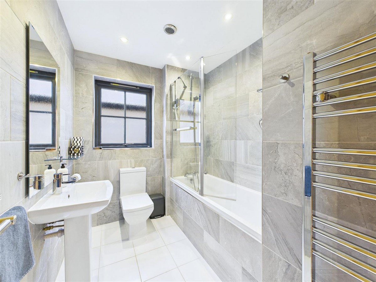 Images for 2 Auchroisk Place, Cromdale, Grantown on Spey EAID:massoncairnsltdapi BID:1