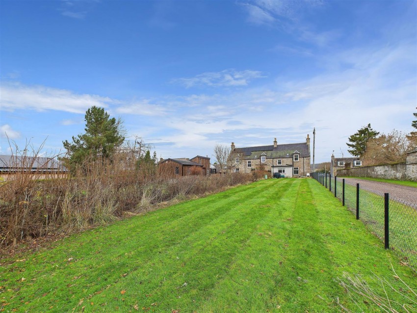 Images for Little Glenwood, Main Street, Tomintoul