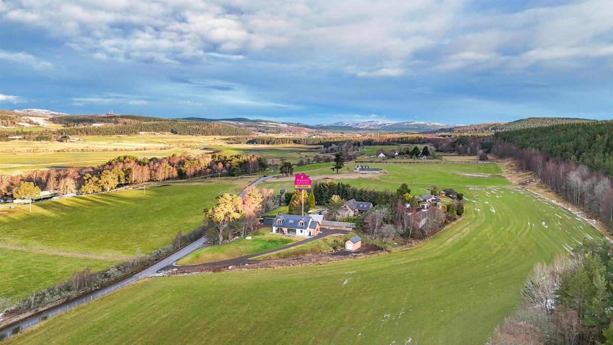 Images for Pineview, Culreach, Nethy Bridge EAID:massoncairnsltdapi BID:1