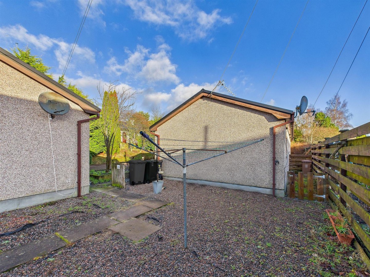 Images for 2 James Court, Kingussie EAID:massoncairnsltdapi BID:1
