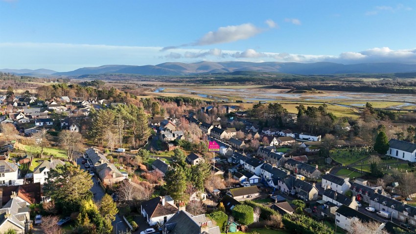 Images for 2 James Court, Kingussie