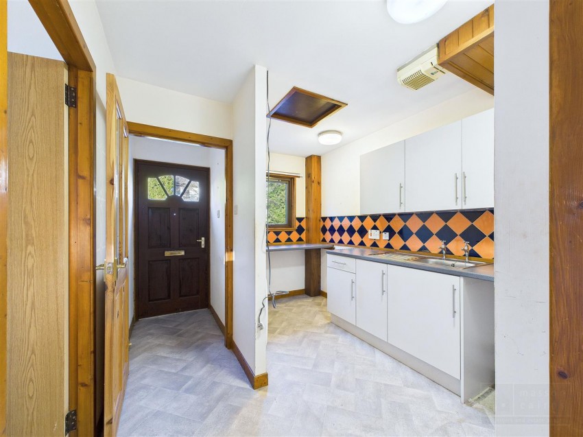 Images for 2 James Court, Kingussie