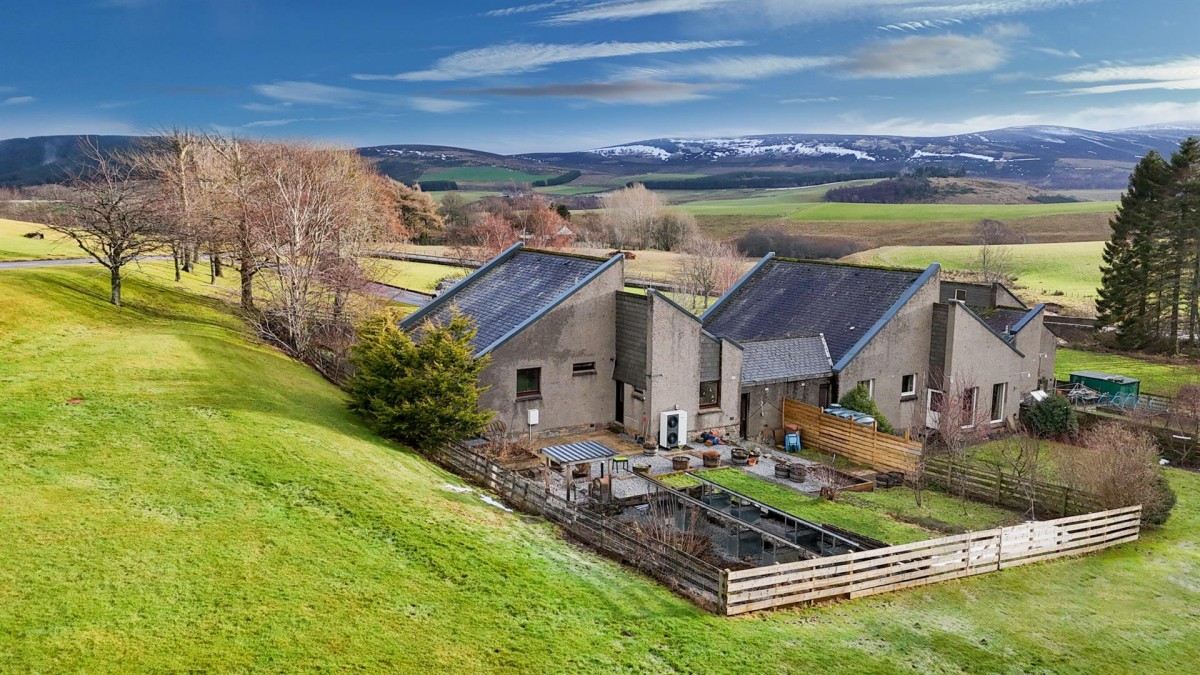 Images for 1 Altnabhainne Distillery Cottages, Glenrinnes, Glenlivet EAID:massoncairnsltdapi BID:1