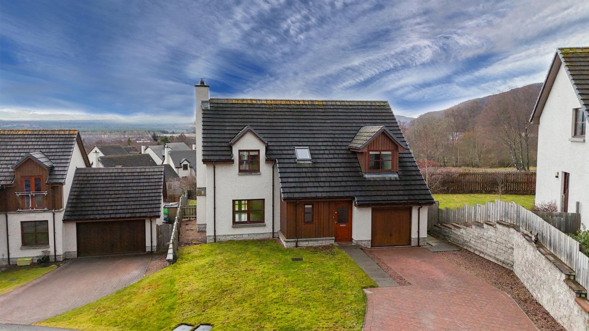 Images for 20 Lodge Lane, High Burnside, Aviemore EAID:massoncairnsltdapi BID:1