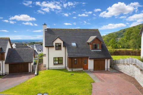 20 Lodge Lane, High Burnside, Aviemore