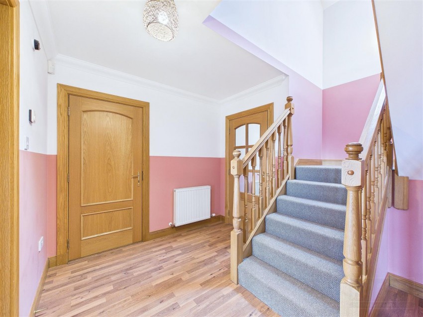 Images for 20 Lodge Lane, High Burnside, Aviemore