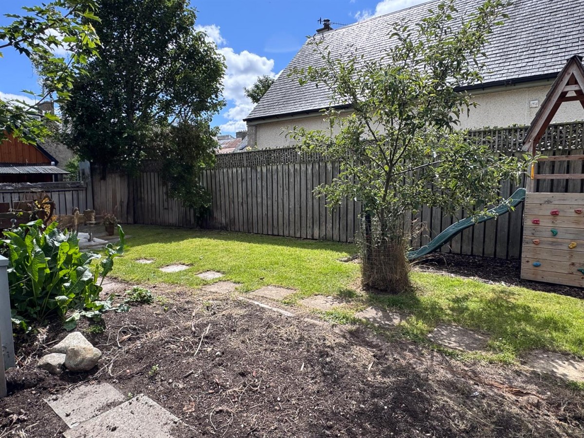 Images for 37 High Street, Grantown on Spey EAID:massoncairnsltdapi BID:1