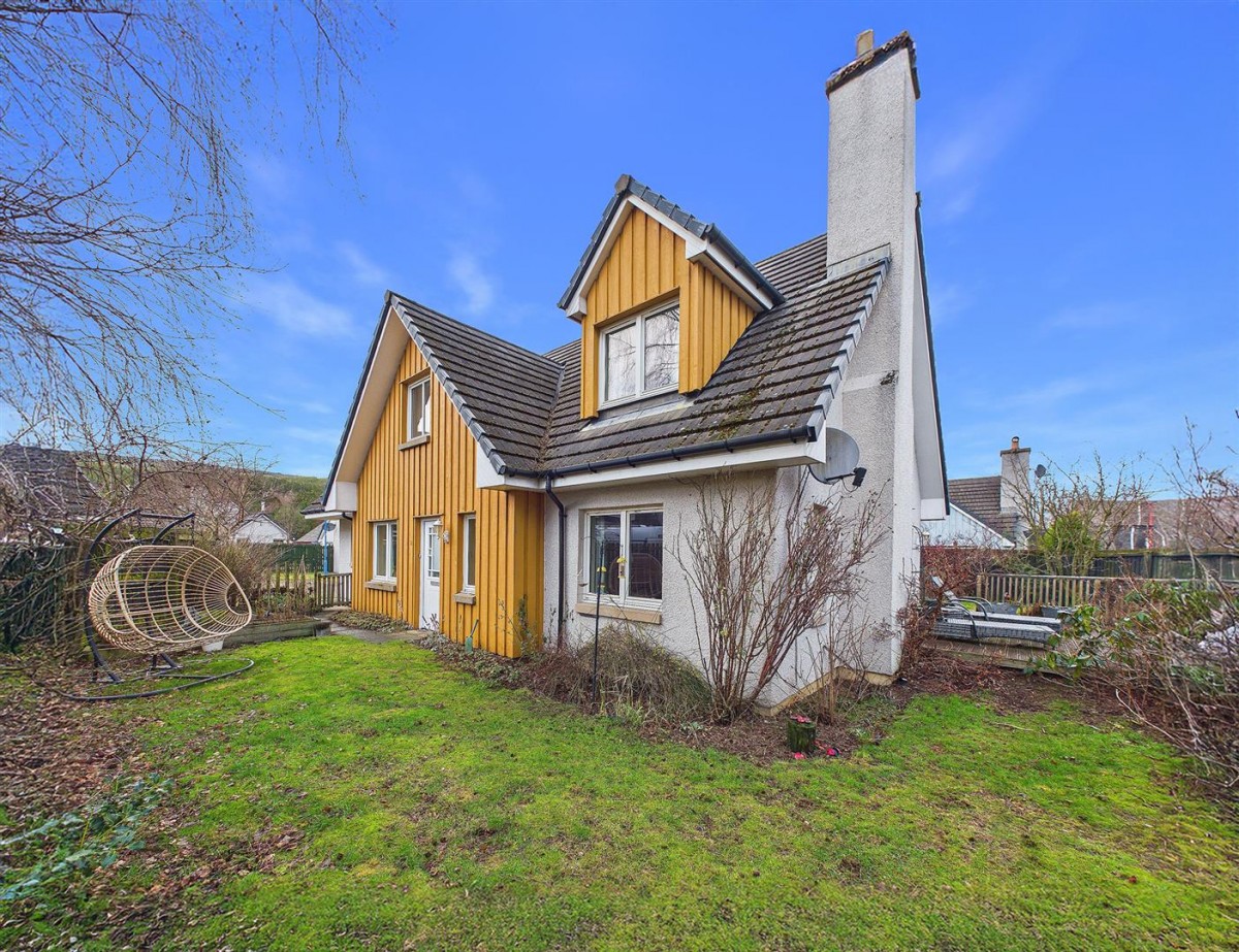 Images for 2 Mitchell Road, Aviemore EAID:massoncairnsltdapi BID:1