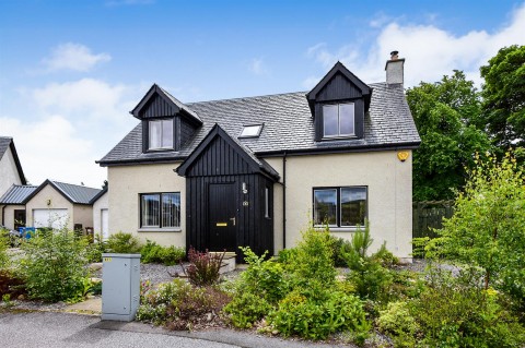4 Dalmore Road, Carrbridge