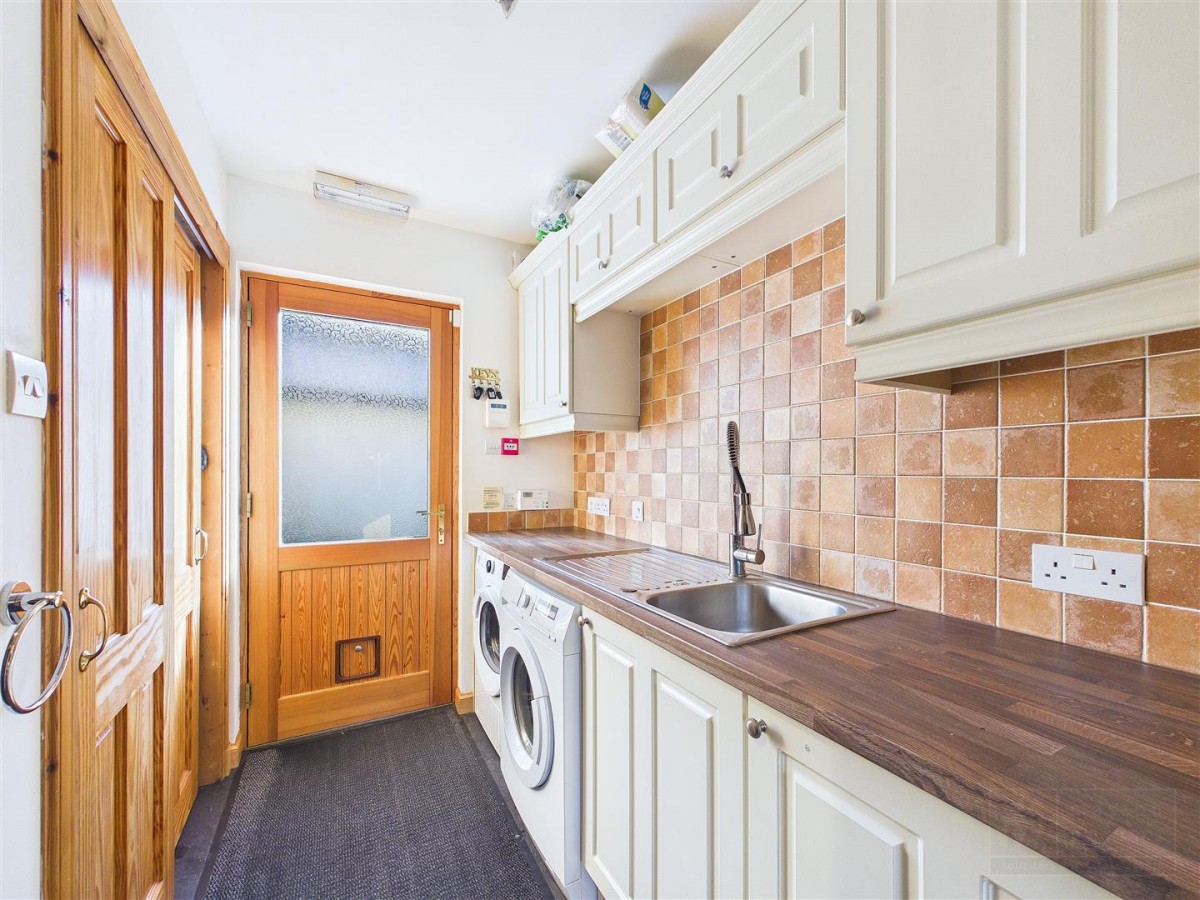 Images for 4 Dalmore Road, Carrbridge EAID:massoncairnsltdapi BID:1