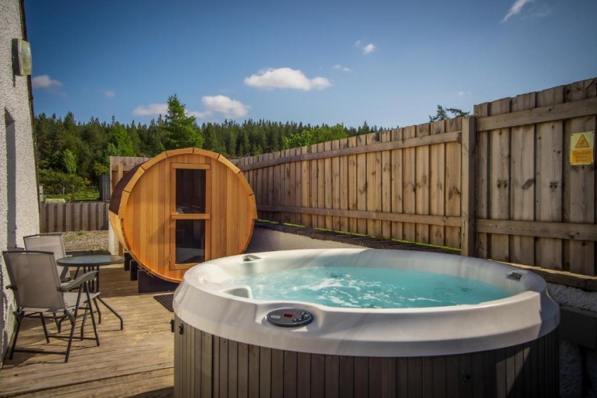 Images for Kirkstone Lodge, Inveruglas, Insh near Aviemore