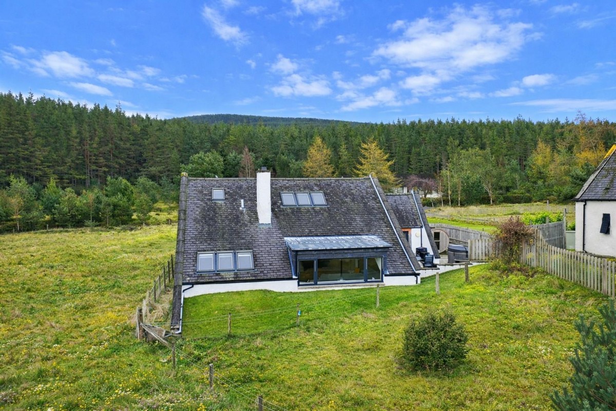 Images for Kirkstone Lodge, Inveruglas, Insh near Aviemore EAID:massoncairnsltdapi BID:1