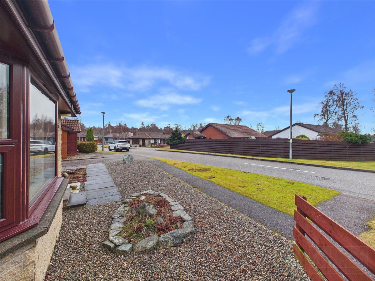 Images for 105 Dalnabay, Silverglades, Aviemore EAID:massoncairnsltdapi BID:1