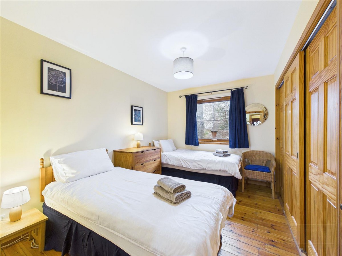 Images for Woodland Lodge, 9 Kinchurdy Road, Boat Of Garten EAID:massoncairnsltdapi BID:1