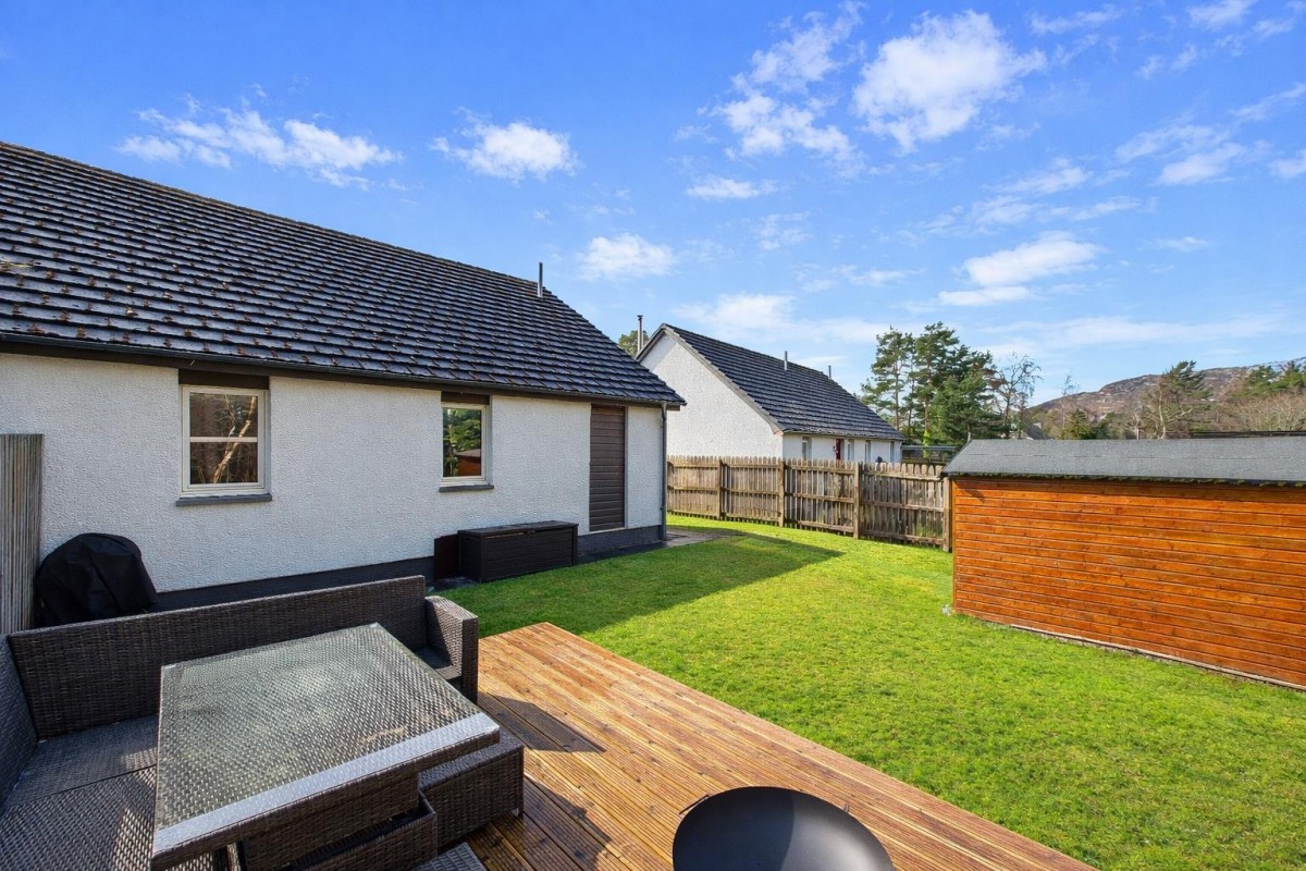 Images for 5 Ski Road Cottages, Inverdruie, Coylumbridge, Aviemore EAID:massoncairnsltdapi BID:1