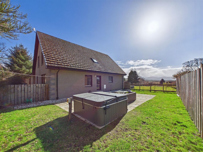 Images for Rossarden, Balnaan, Dulnain Bridge, Grantown on Spey