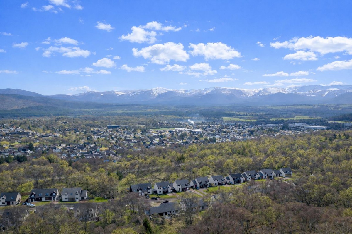 Images for 23 Carn Elrig View, High Burnside, Aviemore EAID:massoncairnsltdapi BID:1