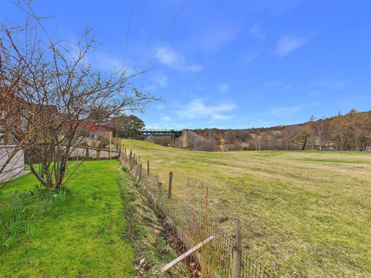 Images for Pentlands, Urquhart Brae, Carrbridge EAID:massoncairnsltdapi BID:1