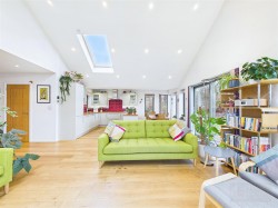 Images for Larchfield Cottage, Insh, Kingussie