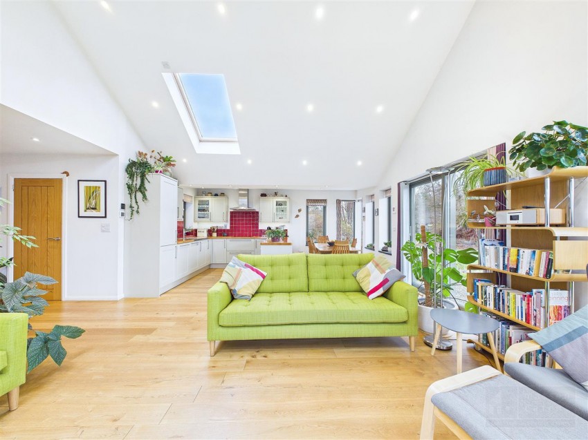 Images for Larchfield Cottage, Insh, Kingussie