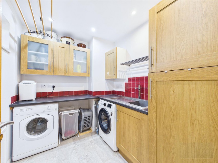 Images for Larchfield Cottage, Insh, Kingussie