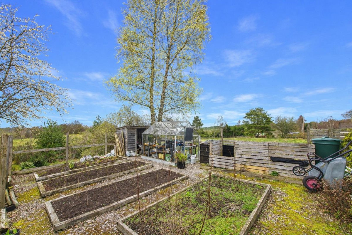 Images for Larchfield Cottage, Insh, Kingussie EAID:massoncairnsltdapi BID:1