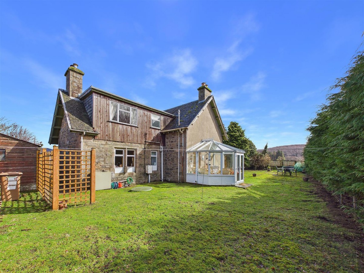 Images for Station House, Station Road, Newtonmore EAID:massoncairnsltdapi BID:1