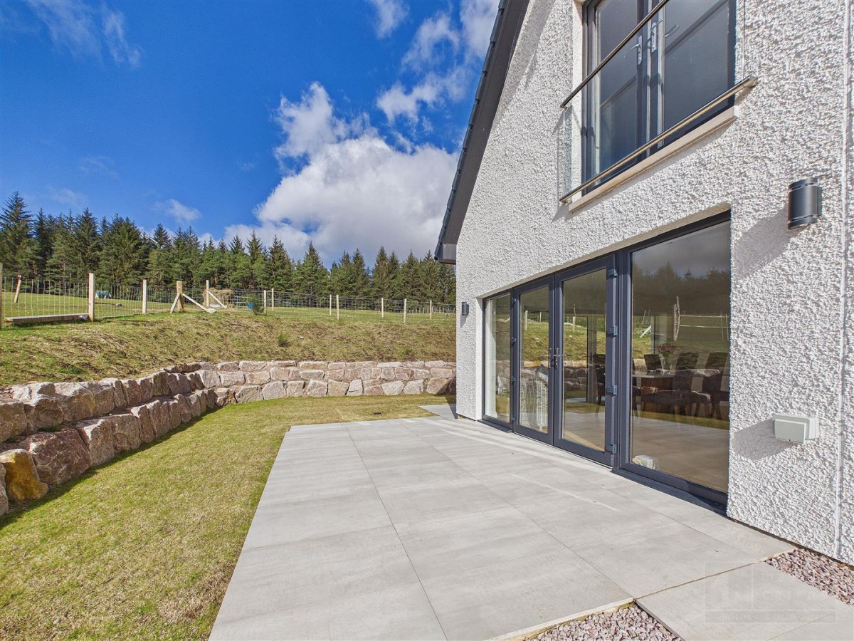Images for Cath Ann, Skye Of Curr Road, Dulnain Bridge EAID:massoncairnsltdapi BID:1