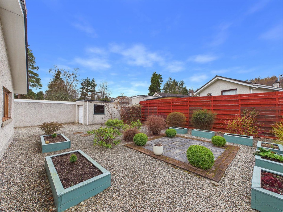 Images for 32 Strathspey Drive, Grantown on Spey EAID:massoncairnsltdapi BID:1